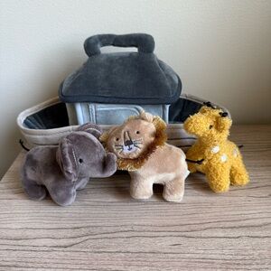 Noah’s Ark | Plush Animal Playset